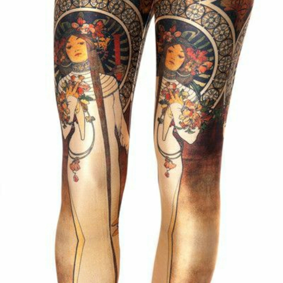 Blackmilk La Trappistine Leggings - Picture 5 of 6